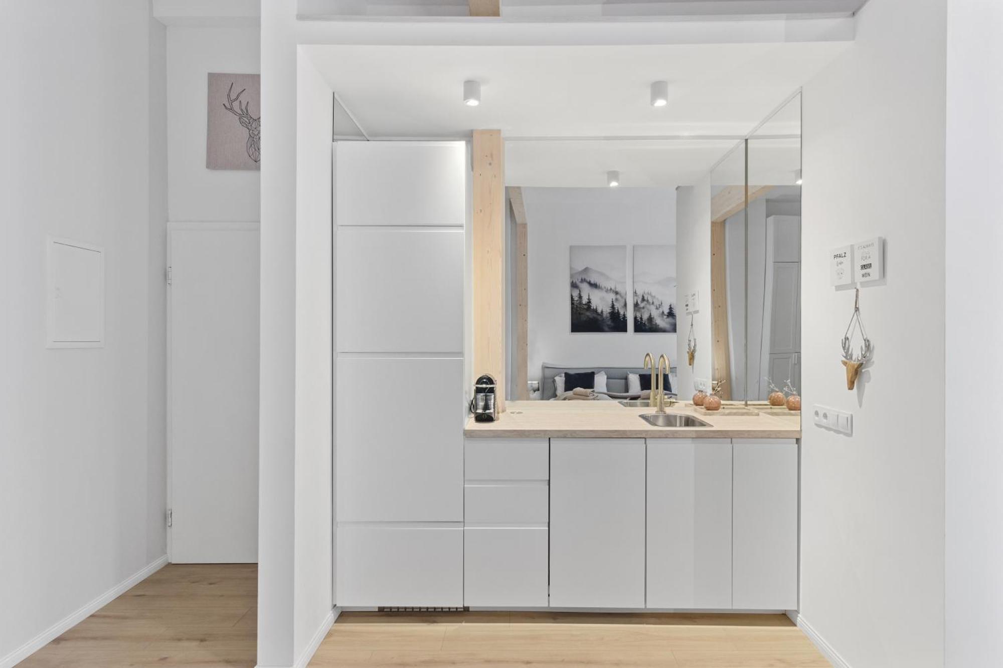 Winetime - Modern - Luxurioes - Direkt Im Zentrum - Stadtmitte Apartment